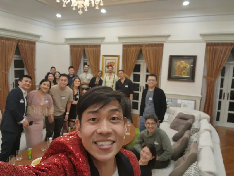 Daniel and Michelle in Singapore #563